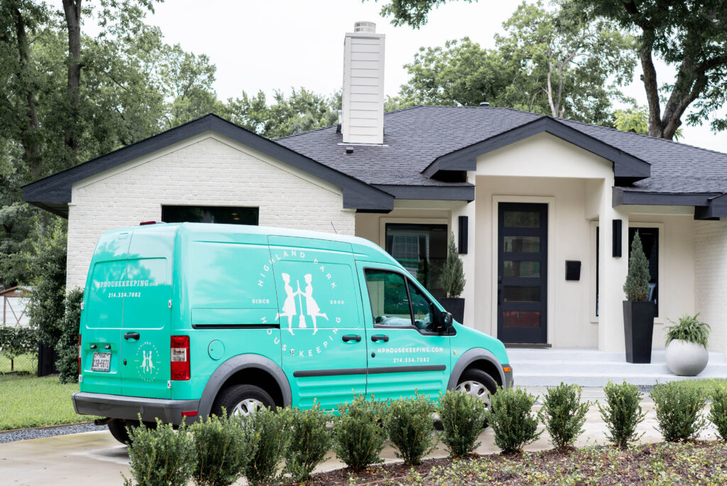 vella van vella cleaning service giving the best cleaning services